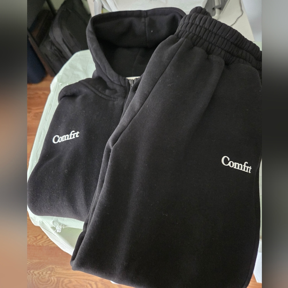 Comfrt Set!! Women's Black Zip Up Hoodies And Pants Set